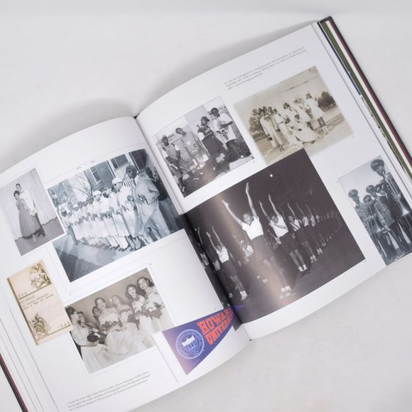 In Our Own Image Treasured African American Traditions Journeys Icons Bass Pugh - Picture 12 of 16